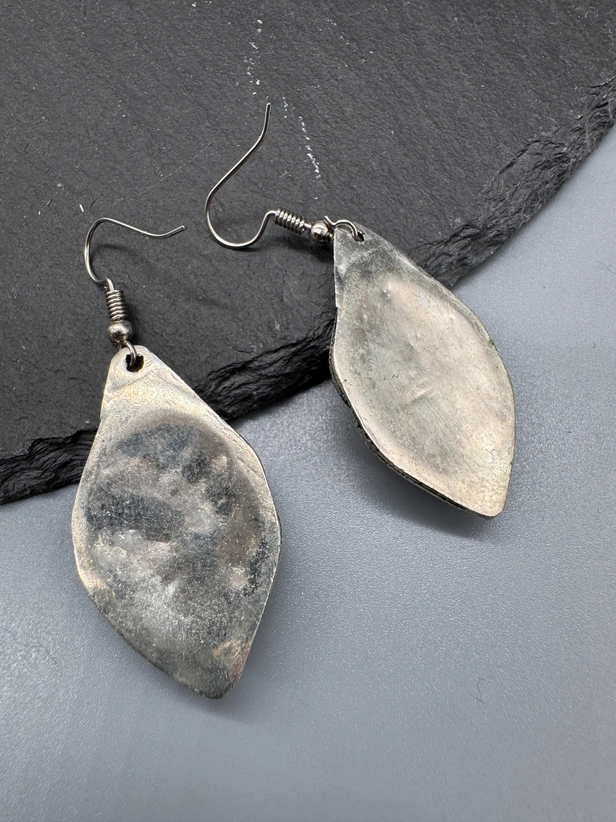 Black agate stone earrings in Gillet (size length 55.39mm) – photo 3